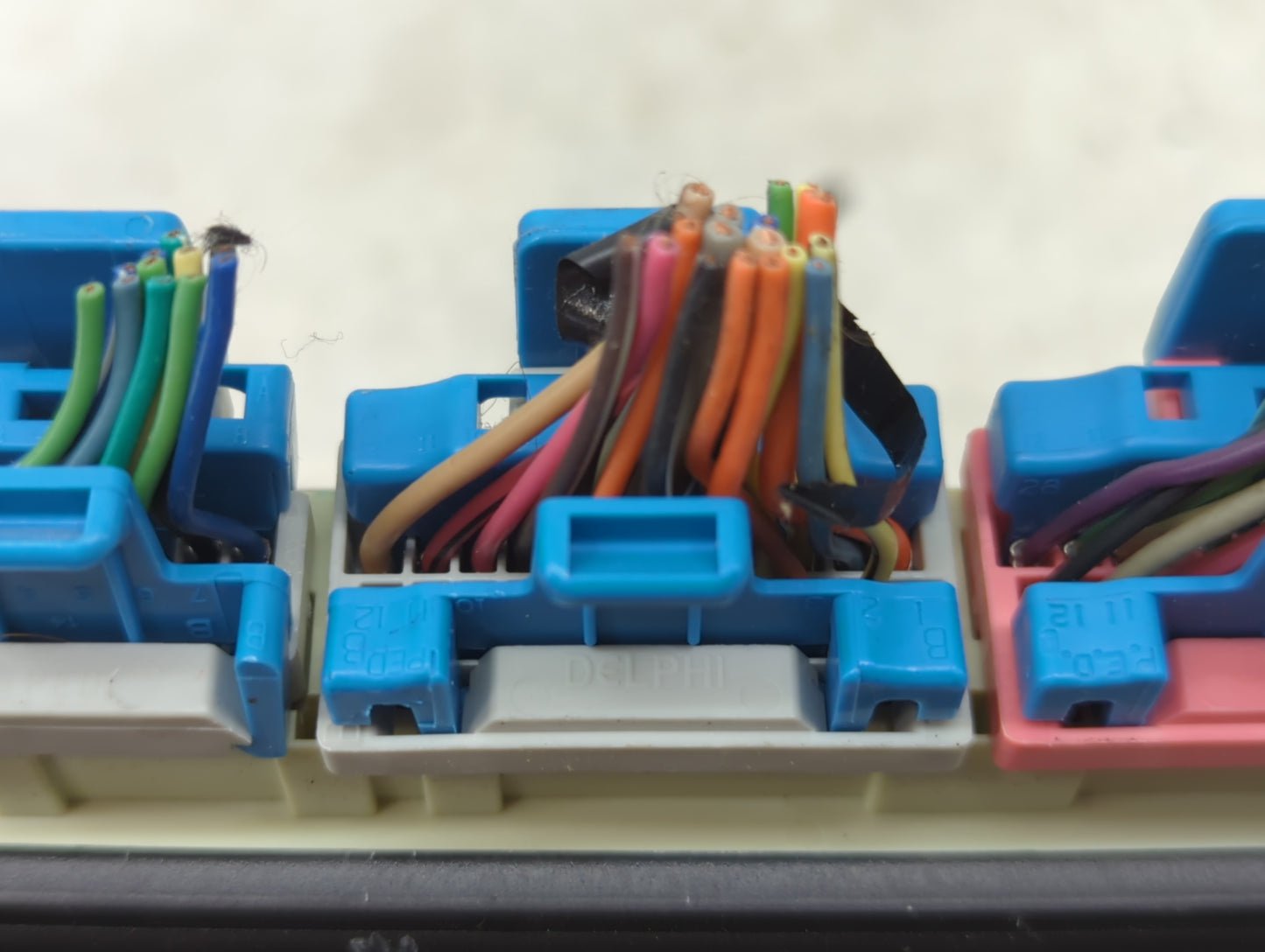 2005-2005 Chevrolet Impala Body Control Module Bcm Inner Cabin Fuse Box - Oemusedautoparts1.com