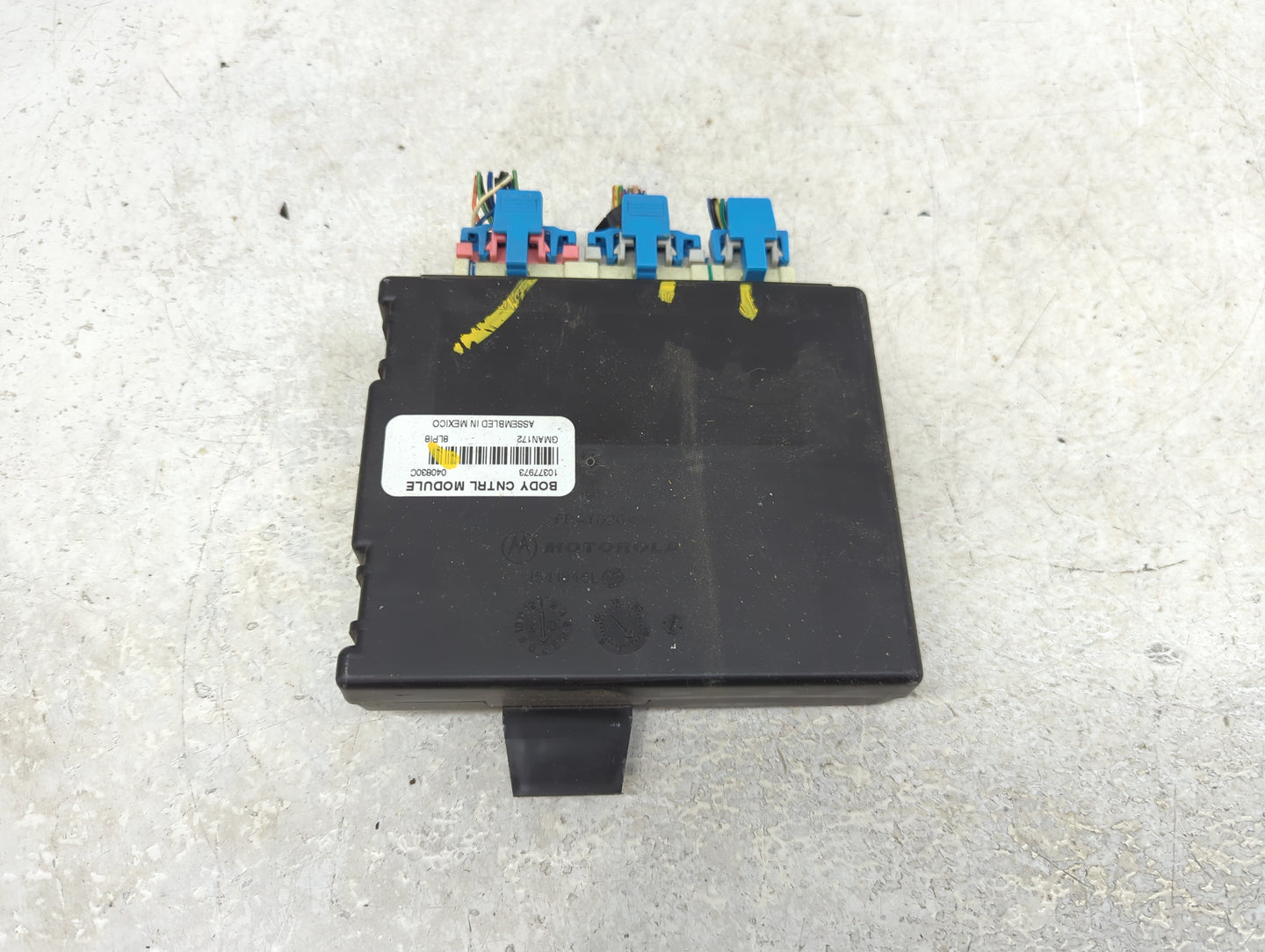 2005-2005 Chevrolet Impala Body Control Module Bcm Inner Cabin Fuse Box - Oemusedautoparts1.com