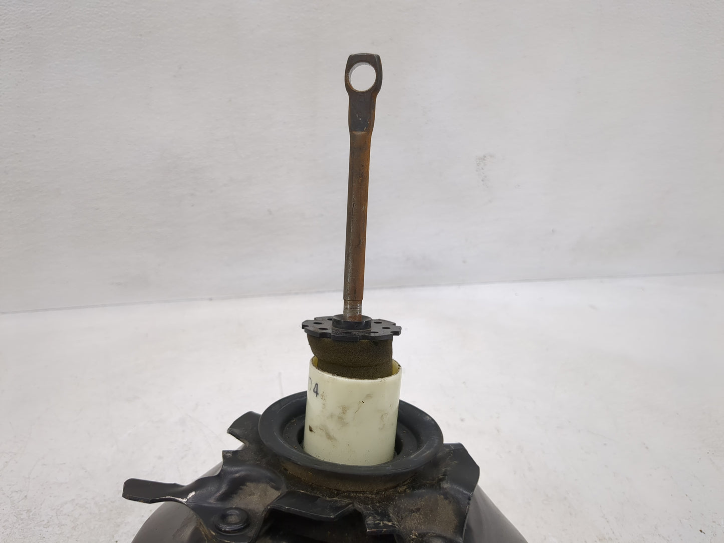 2000-2005 Chevrolet Impala Power Brake Booster Oem 868579 - Oemusedautoparts1.com