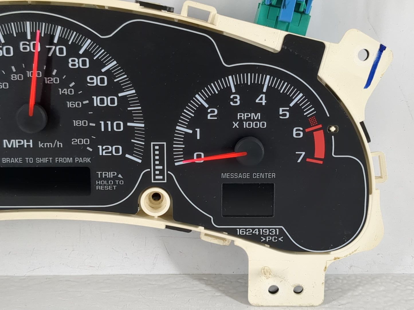2000-2005 Chevrolet Impala Instrument Cluster Speedometer Gauges Fits Fits 2000 2001 2005 OEM Used Auto Parts - Oemusedautop