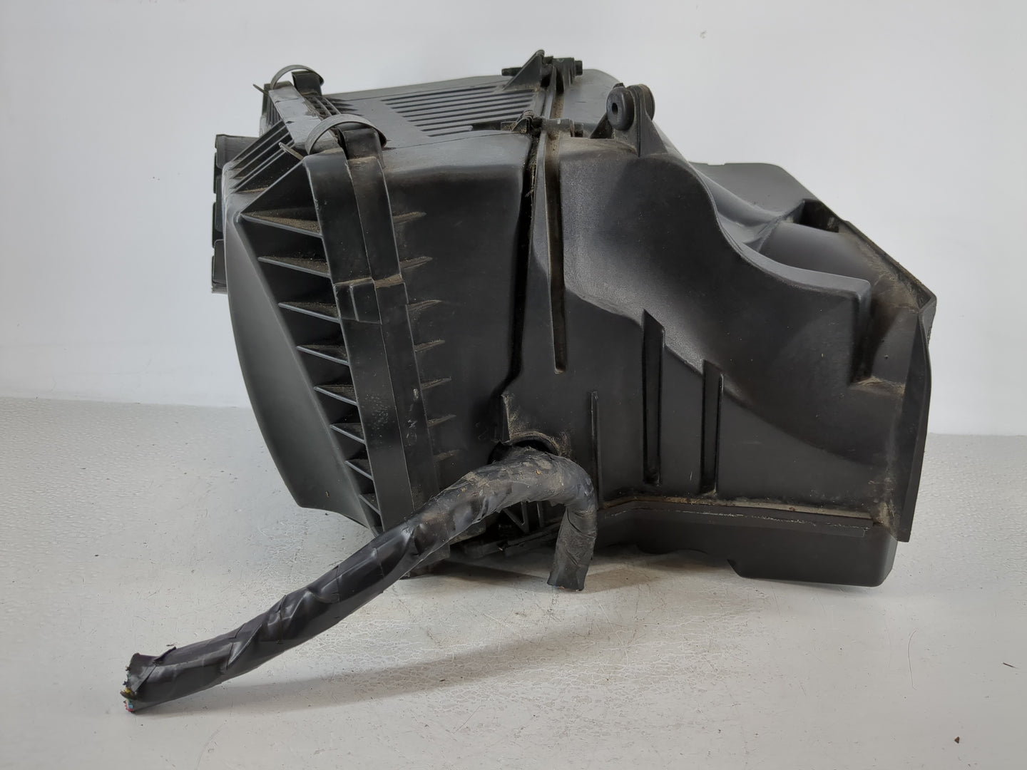 2000-2005 Chevrolet Impala Air Cleaner Intake-duct Hose Tube - Oemusedautoparts1.com