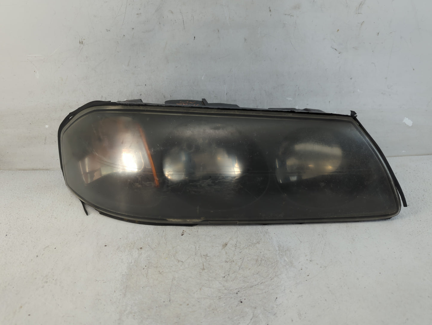 2004-2005 Chevrolet Impala Passenger Right Oem Head Light Headlight Lamp - Oemusedautoparts1.com
