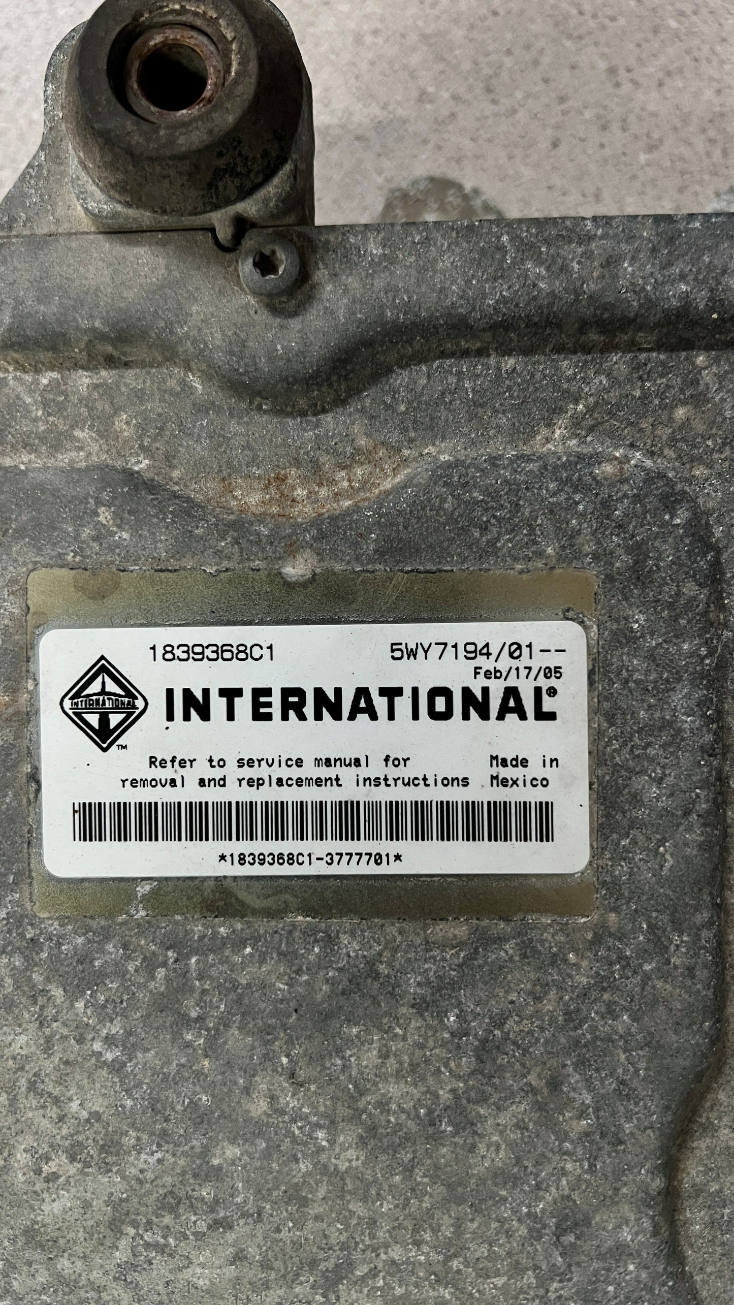 2005 Chevrolet International PCM Engine Control Computer ECU ECM PCU OEM P/N:5WY7194/01 1839368C1 Fits OEM Used Auto Parts -