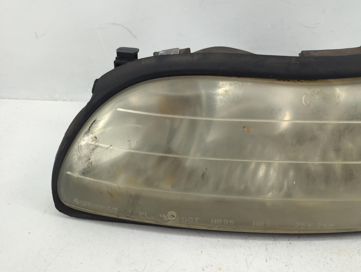 1997-2005 Chevrolet Malibu Driver Left Oem Head Light Headlight Lamp - Oemusedautoparts1.com