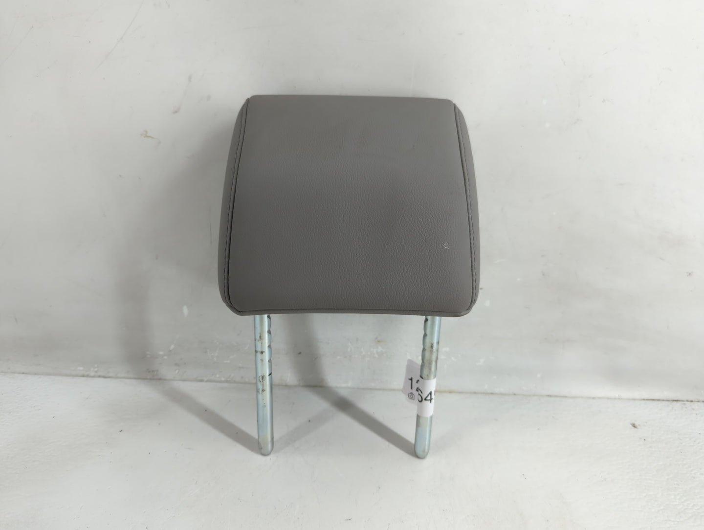 2005-2006 Chevrolet Malibu Headrest Head Rest Rear Seat Fits Fits 2005 2006 OEM Used Auto Parts - Oemusedautoparts1.com