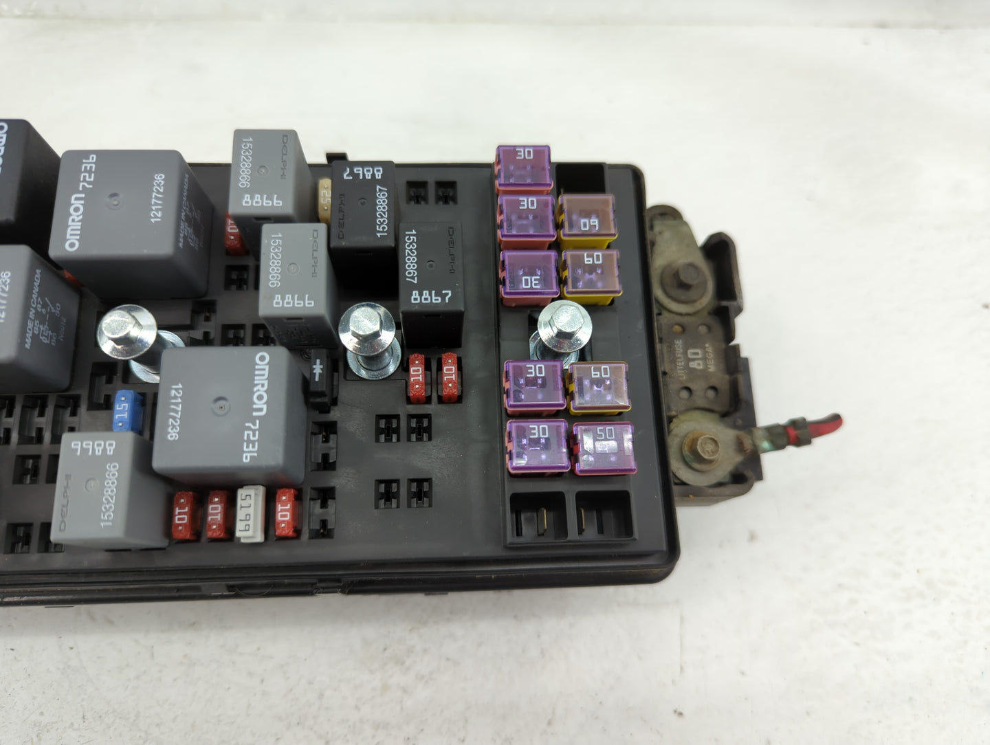 2005 Chevrolet Malibu Fusebox Fuse Box Panel Relay Module P/N:15496357 Fits OEM Used Auto Parts - Oemusedautoparts1.com