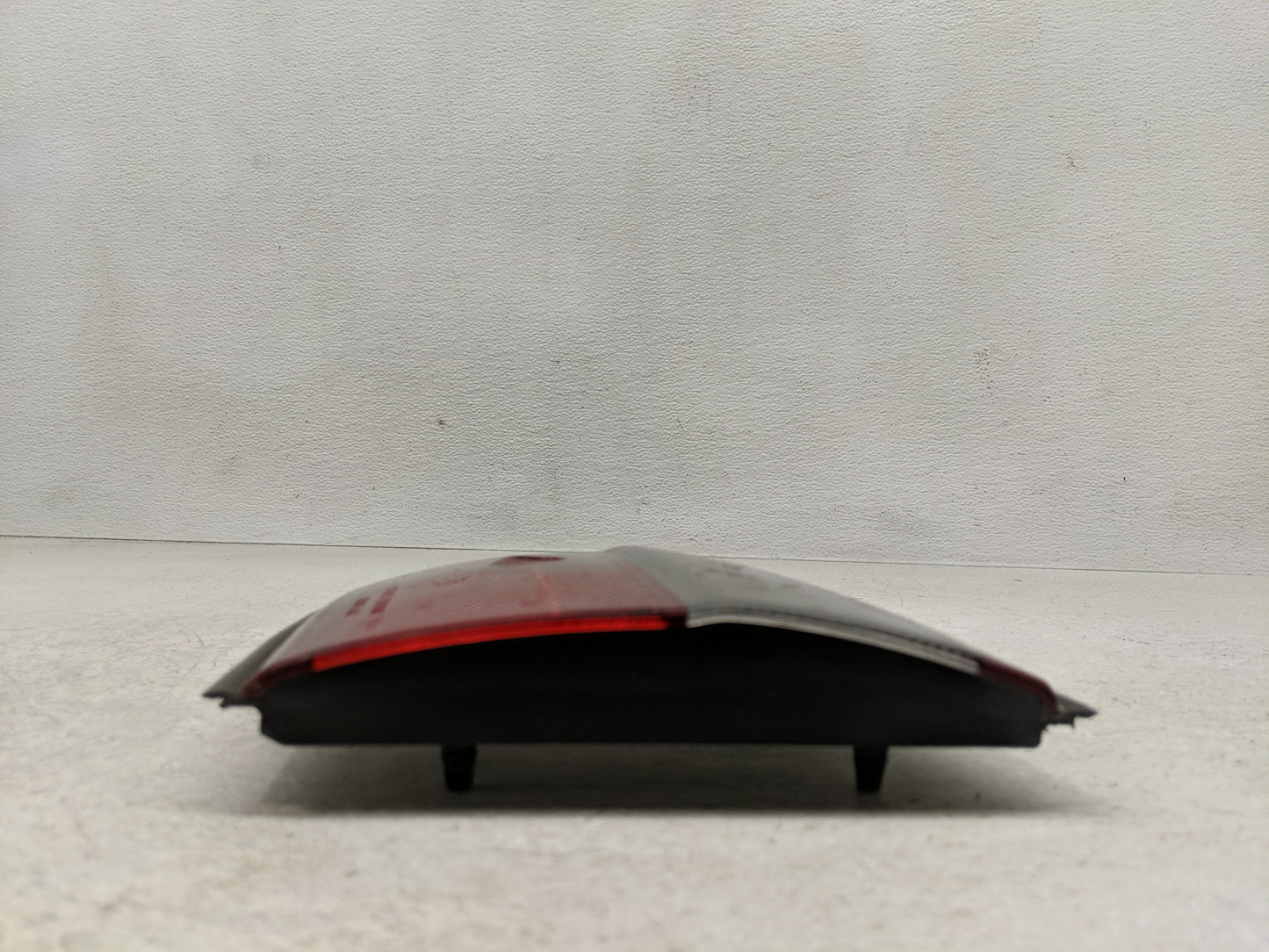 2005 Chevrolet Malibu Tail Light Assembly Passenger Right OEM P/N:22605914 22605915 Fits OEM Used Auto Parts - Oemusedautopa