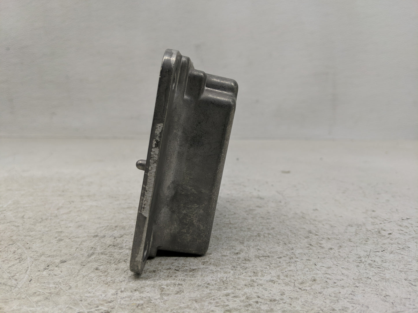 2001-2005 Chevrolet Malibu Srs Safety Restraint System Module 22674100 - Oemusedautoparts1.com