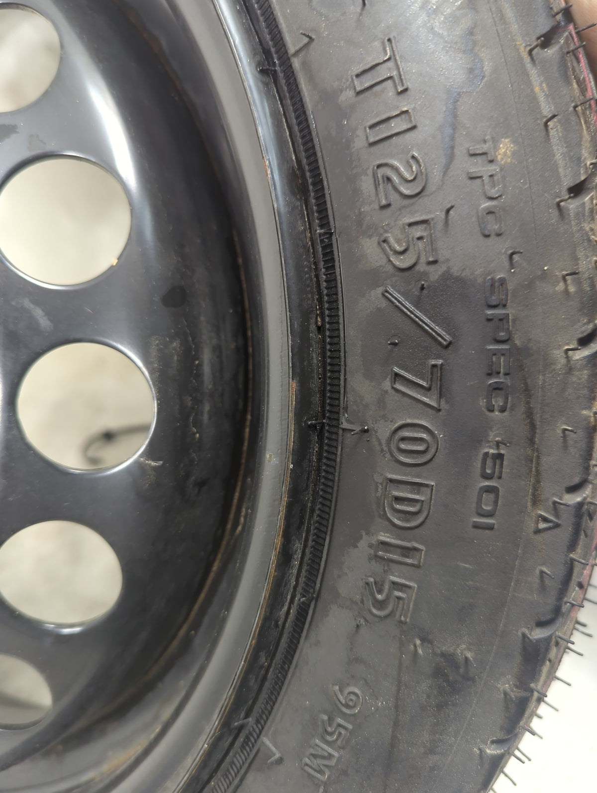 1997-2005 Chevrolet Malibu Spare Donut Tire Wheel Rim Oem - Oemusedautoparts1.com