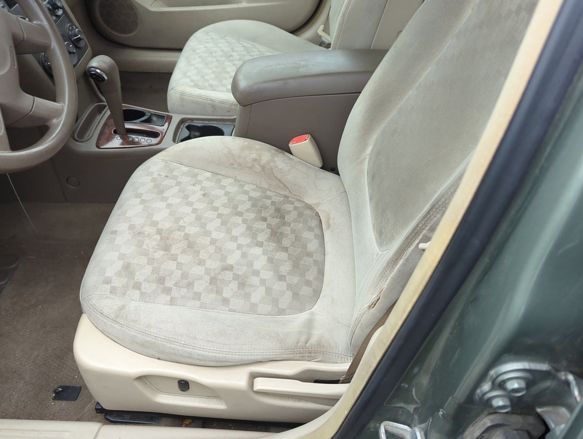 2005-2005 Chevrolet Malibu Driver Front Seat Oem 1304635 - Oemusedautoparts1.com