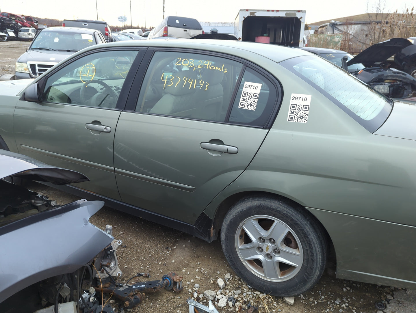 2004-2005 Chevrolet Malibu Driver Rear Door Oem 1304690 - Oemusedautoparts1.com