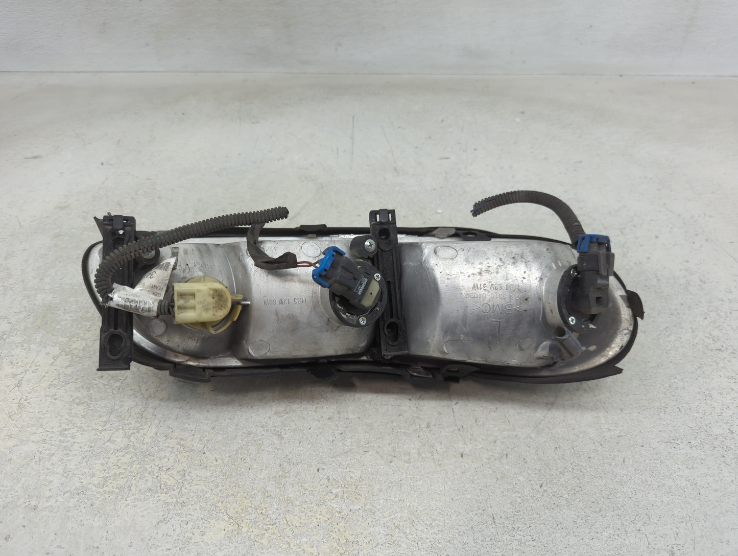1997-2005 Chevrolet Malibu Driver Left Oem Head Light Headlight Lamp - Oemusedautoparts1.com