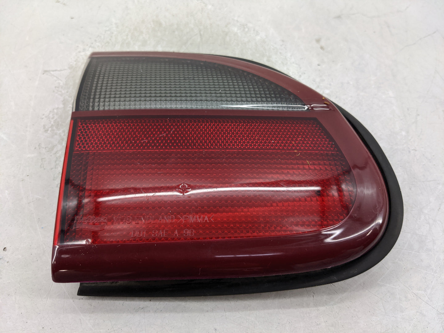 2005 Chevrolet Malibu Tail Light Assembly Driver Left OEM P/N:22605915 Fits OEM Used Auto Parts - Oemusedautoparts1.com