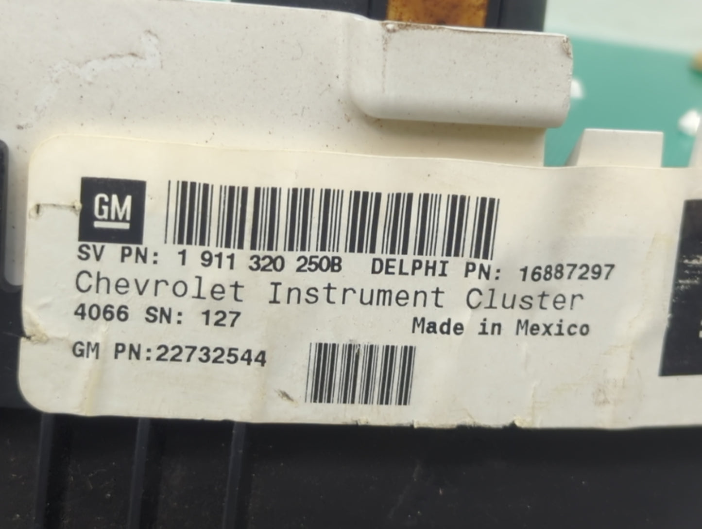 2004-2005 Chevrolet Malibu Instrument Cluster Speedometer Gauges P/N:22732544 Fits Fits 2004 2005 OEM Used Auto Parts - Oemu