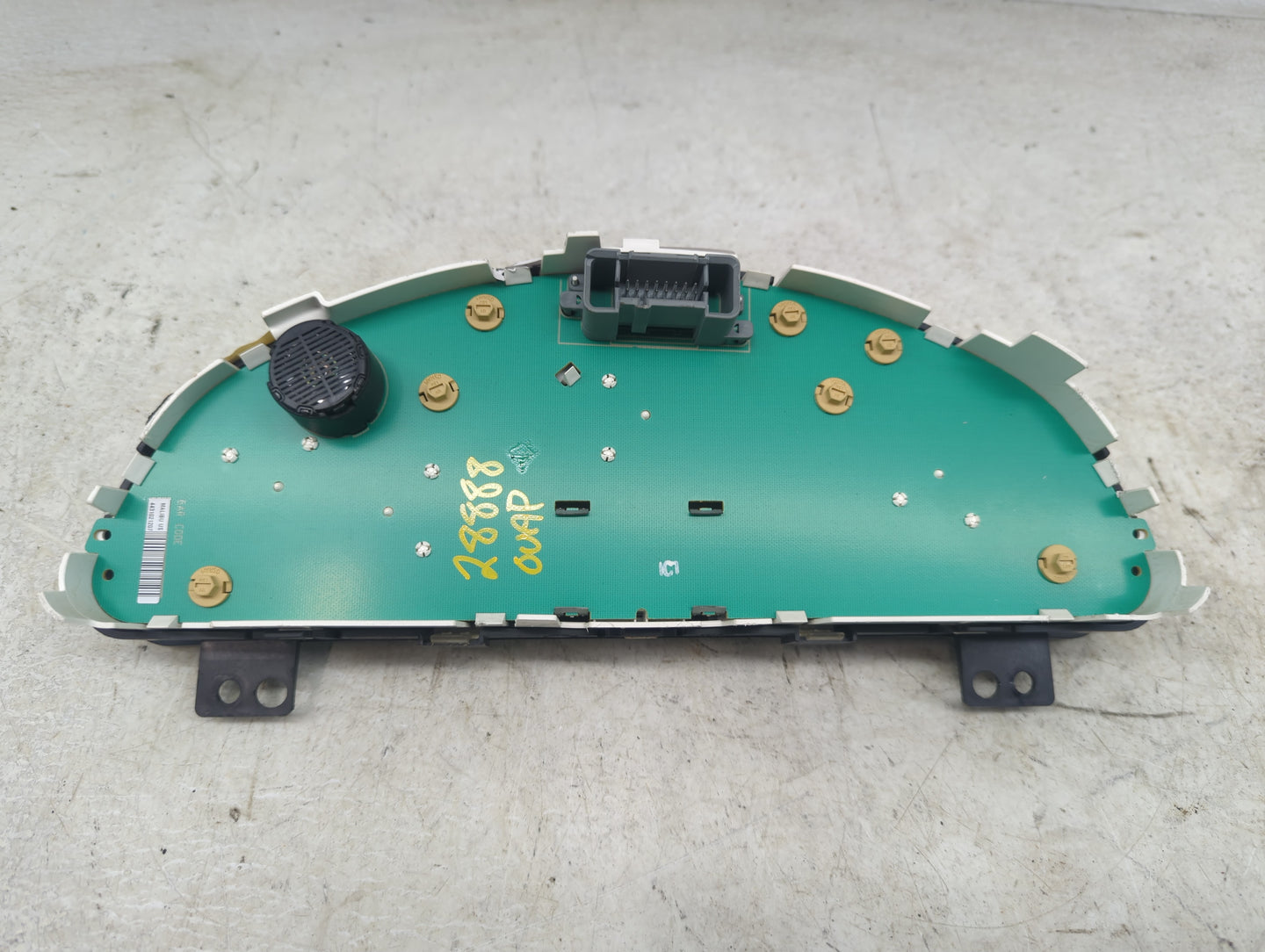2004-2005 Chevrolet Malibu Instrument Cluster Speedometer Gauges P/N:22732544 Fits Fits 2004 2005 OEM Used Auto Parts - Oemu