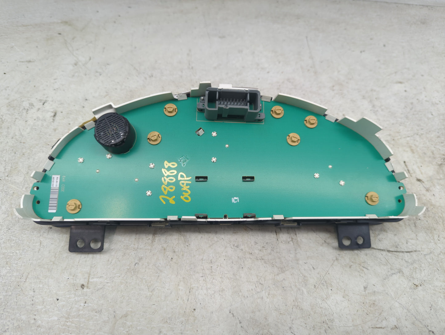 2004-2005 Chevrolet Malibu Instrument Cluster Speedometer Gauges P/N:22732544 Fits Fits 2004 2005 OEM Used Auto Parts - Oemu