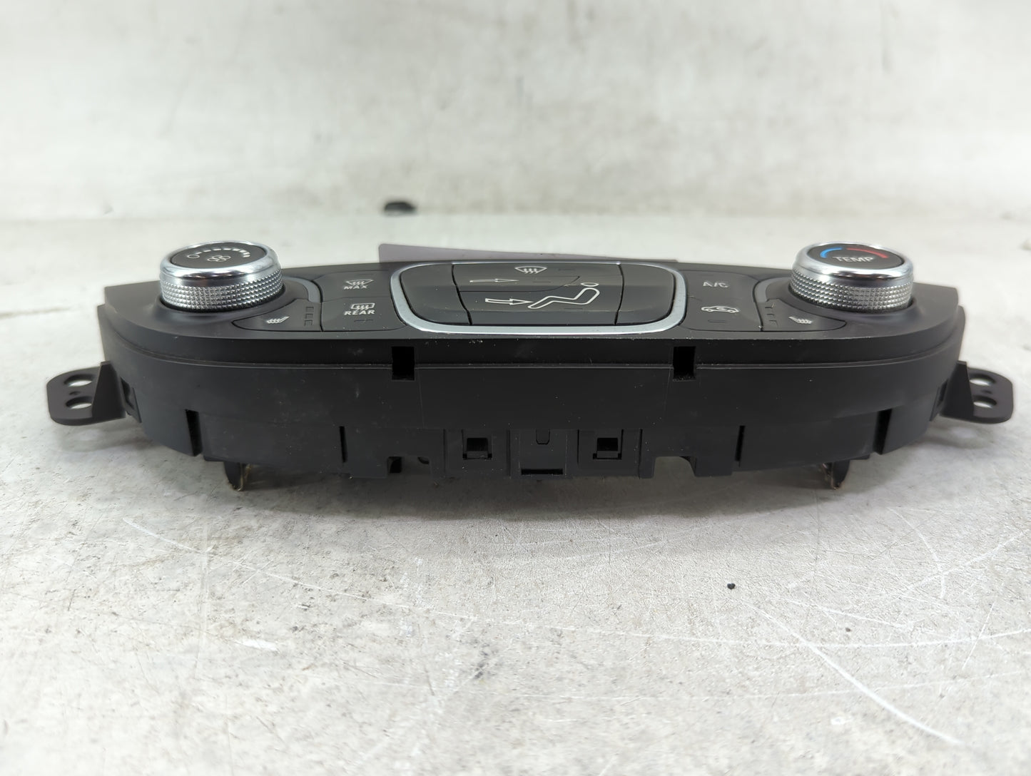 2016-2017 Chevrolet Malibu Climate Control Module Temperature AC/Heater Replacement Fits Fits 2016 2017 OEM Used Auto Parts 