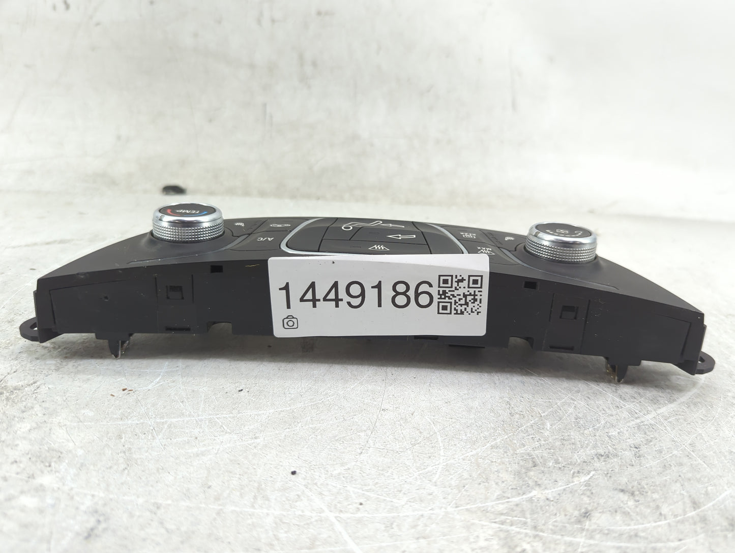2016-2017 Chevrolet Malibu Climate Control Module Temperature AC/Heater Replacement Fits Fits 2016 2017 OEM Used Auto Parts 