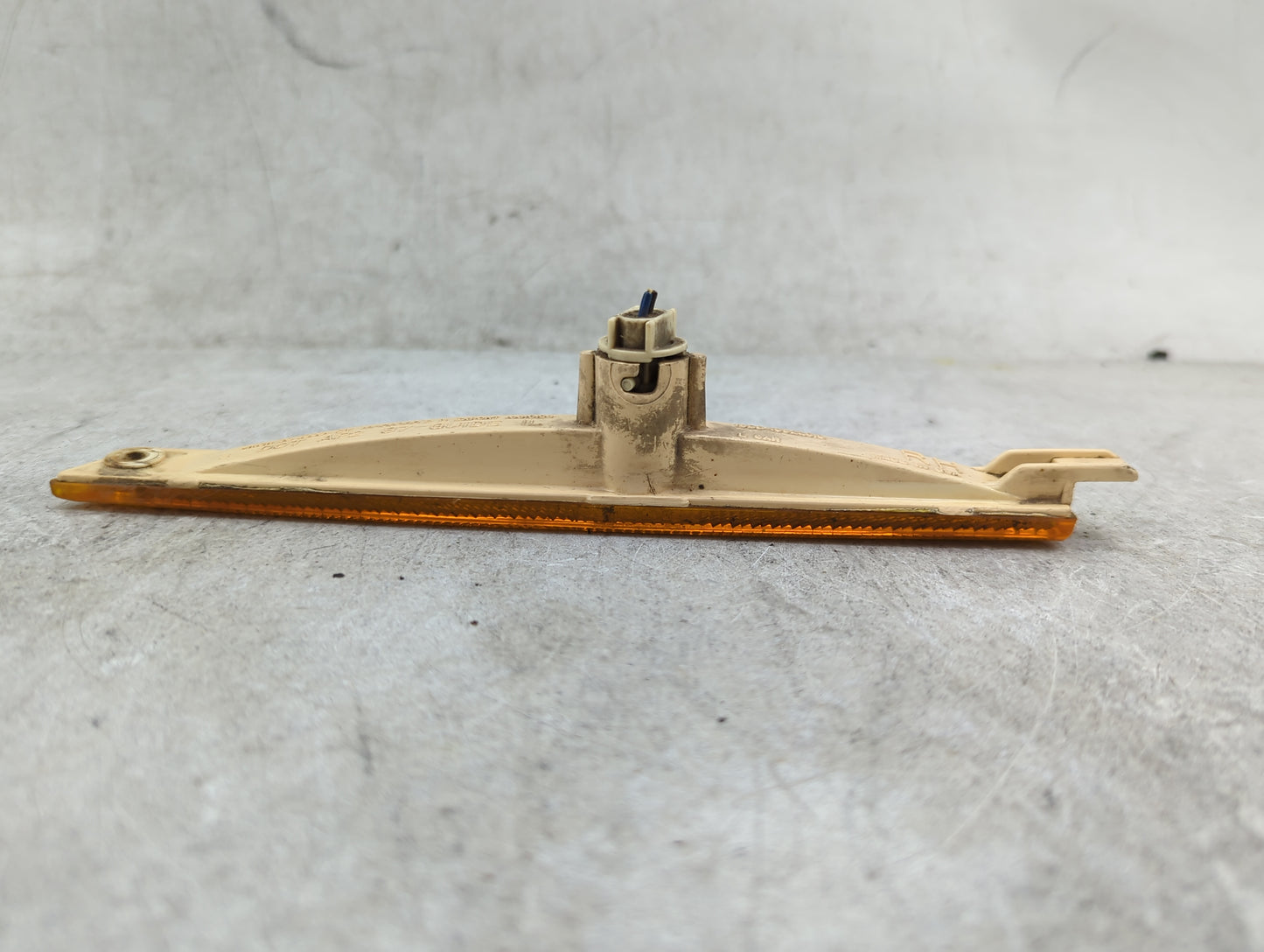 2004-2005 Chevrolet Malibu Passenger Right Oem Front Light Lamp Orange - Oemusedautoparts1.com