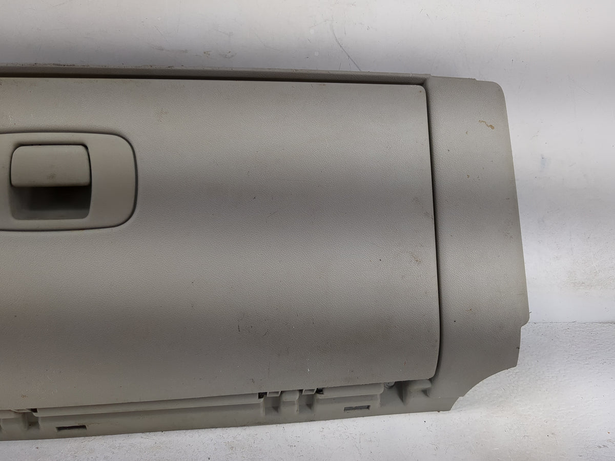 2005 Chevrolet Malibu Passenger Glove Box Door Storage Compartment Tan - Oemusedautoparts1.com