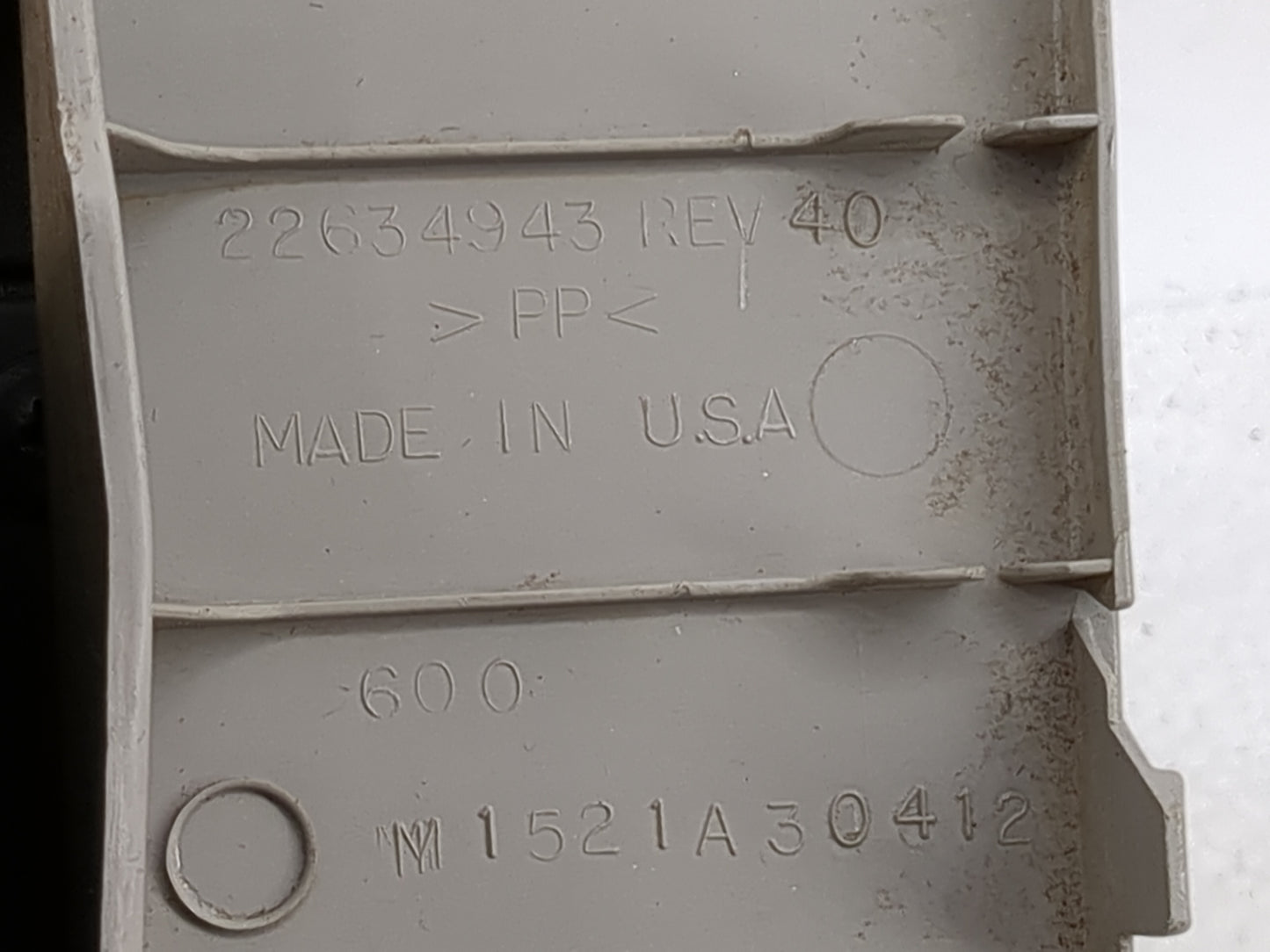 2005 Chevrolet Malibu Passenger Glove Box Door Storage Compartment Tan - Oemusedautoparts1.com