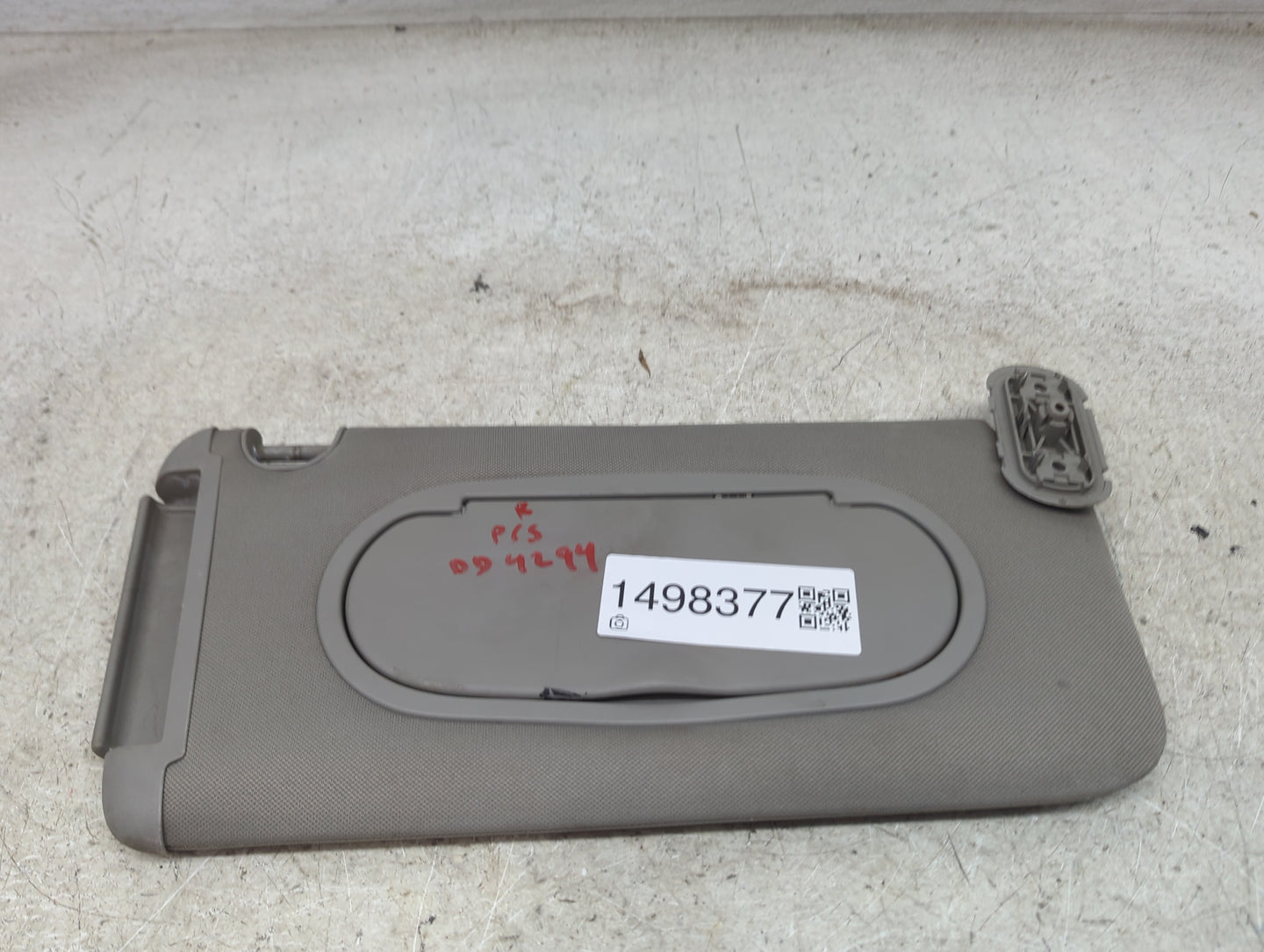 2005 Chevrolet Malibu Sun Visor Shade Replacement Passenger Right Mirror Fits OEM Used Auto Parts - Oemusedautoparts1.com