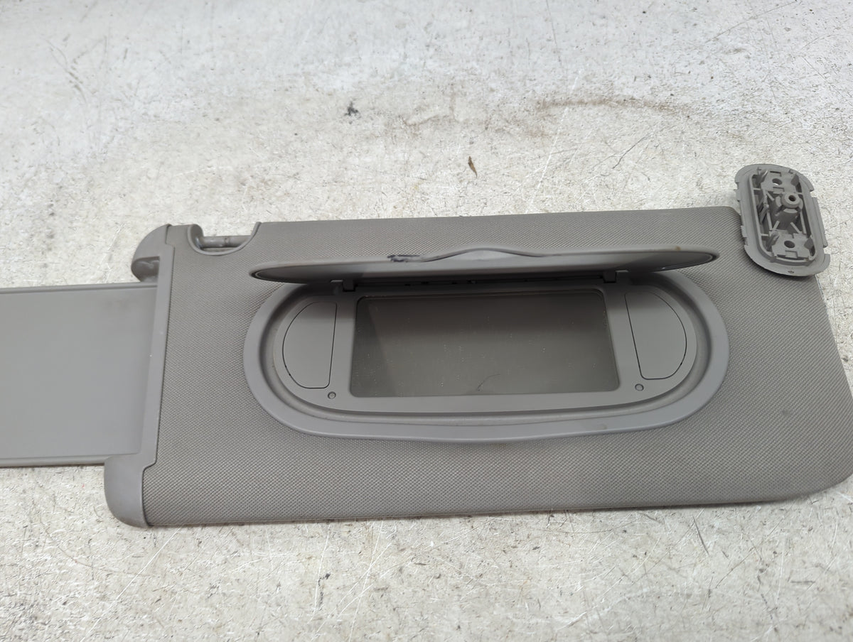 2005 Chevrolet Malibu Sun Visor Shade Replacement Passenger Right Mirror Fits OEM Used Auto Parts - Oemusedautoparts1.com