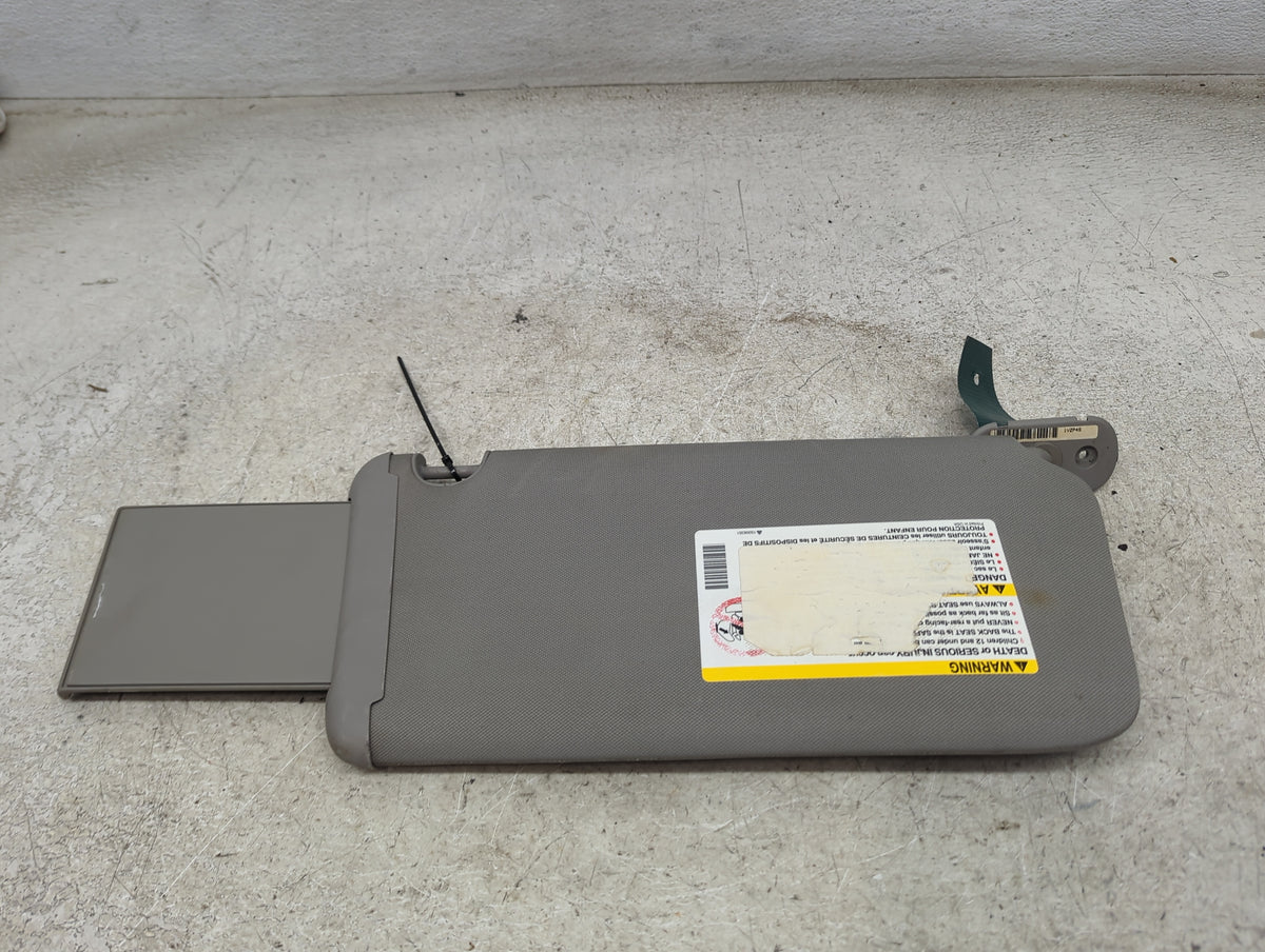 2005 Chevrolet Malibu Sun Visor Shade Replacement Driver Left Mirror Fits OEM Used Auto Parts - Oemusedautoparts1.com