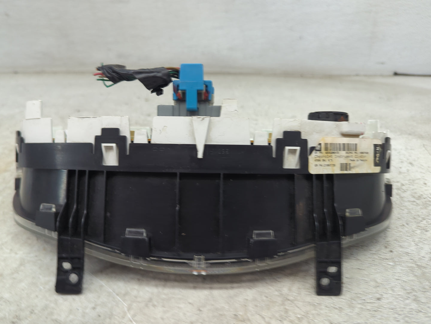 2004-2005 Chevrolet Malibu Instrument Cluster Speedometer Gauges P/N:A2C53090172 16907532, 21997725 Miles: Fits Fits 2004 20