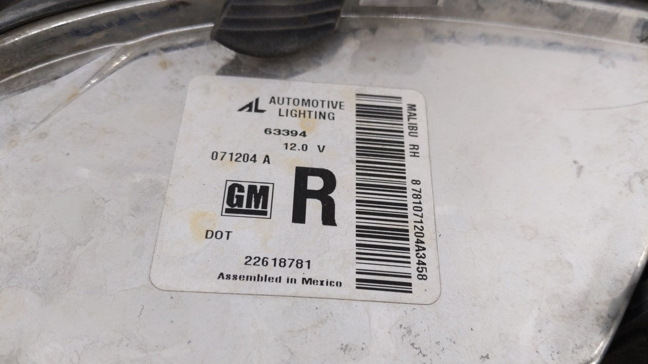 1997-2005 Chevrolet Malibu Passenger Right Oem Head Light Headlight Lamp - Oemusedautoparts1.com