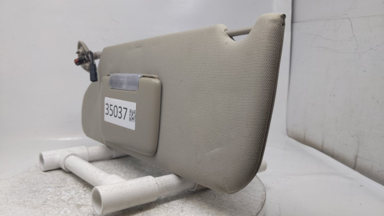 2005 Chevrolet Malibu Sun Visor Shade Replacement Driver Left Mirror Fits OEM Used Auto Parts - Oemusedautoparts1.com