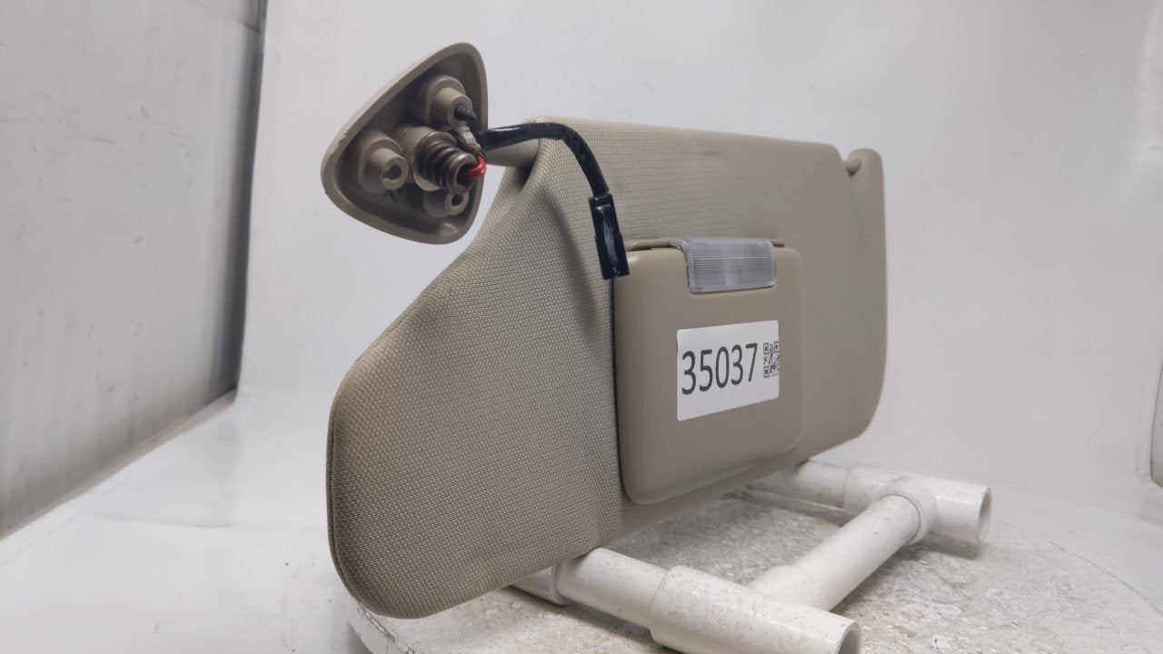 2005 Chevrolet Malibu Sun Visor Shade Replacement Driver Left Mirror Fits OEM Used Auto Parts - Oemusedautoparts1.com
