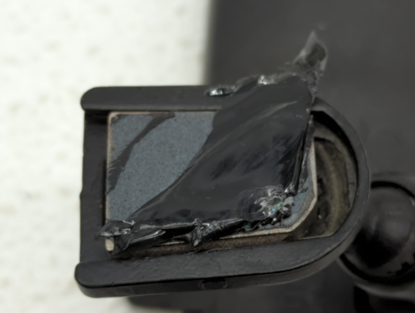 1997-2012 Chevrolet Malibu Interior Rear View Mirror Replacement OEM P/N:E8011083 Fits OEM Used Auto Parts - Oemusedautopart