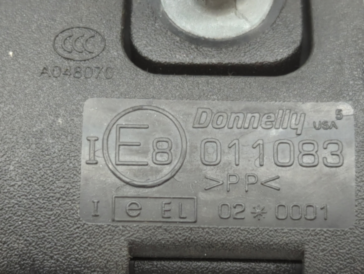 1997-2012 Chevrolet Malibu Interior Rear View Mirror Replacement OEM P/N:E8011083 Fits OEM Used Auto Parts - Oemusedautopart