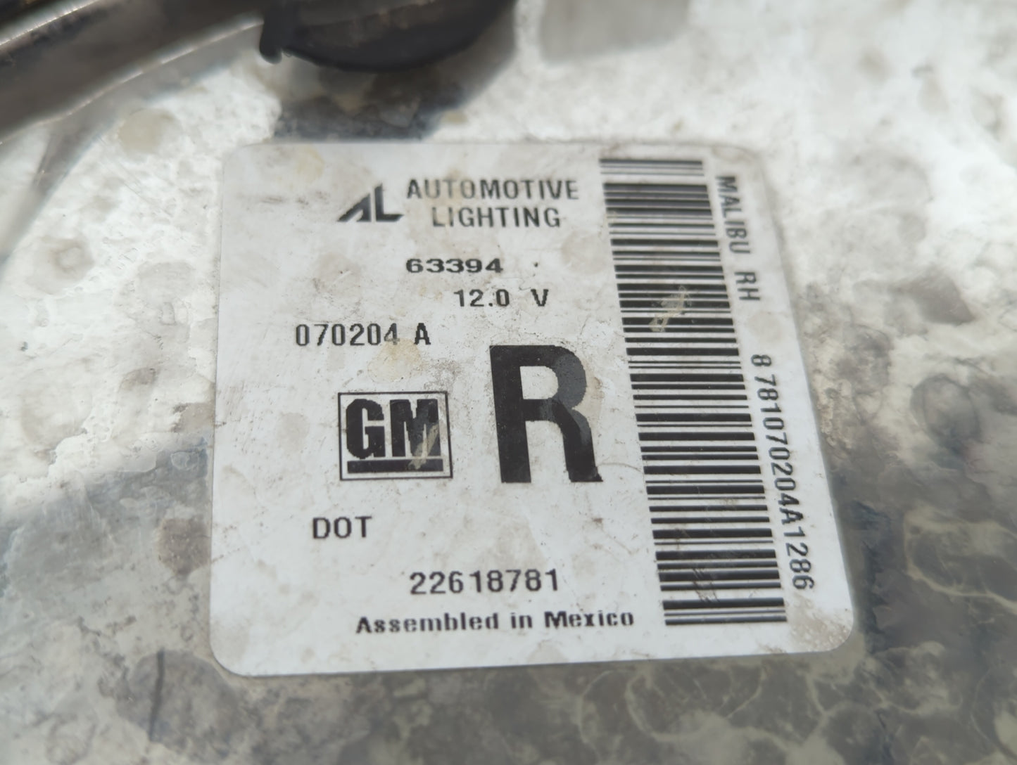 1997-2005 Chevrolet Malibu Passenger Right Oem Head Light Headlight Lamp - Oemusedautoparts1.com