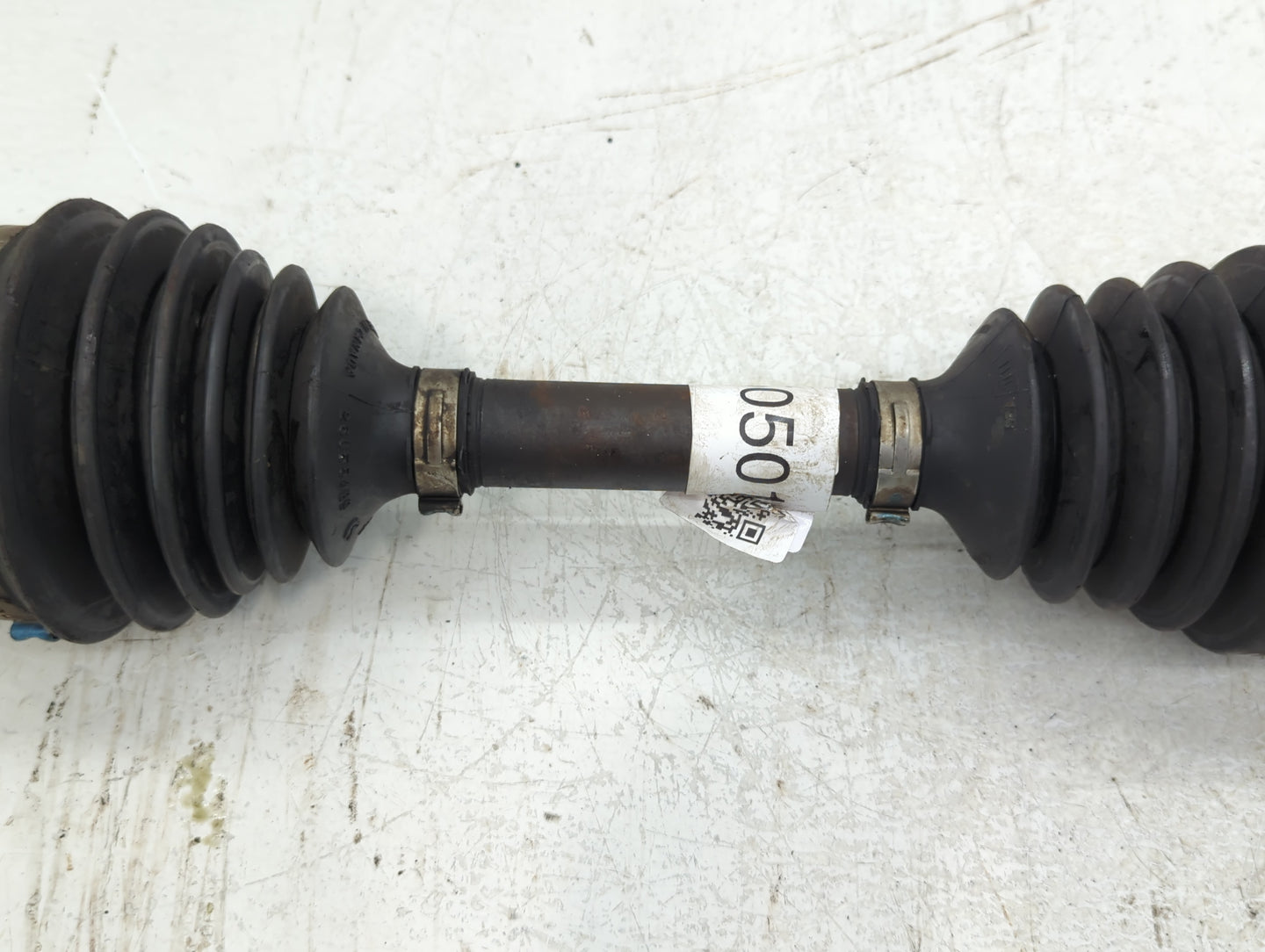 1997-2005 Chevrolet Malibu Axle Shaft Front Driver Cv C/v - Oemusedautoparts1.com