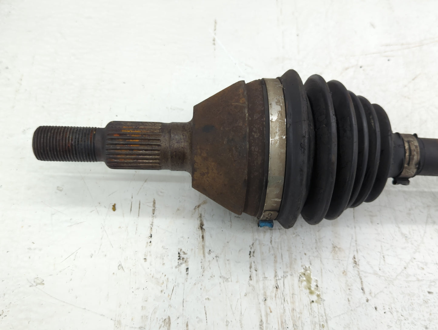 1997-2005 Chevrolet Malibu Axle Shaft Front Driver Cv C/v - Oemusedautoparts1.com