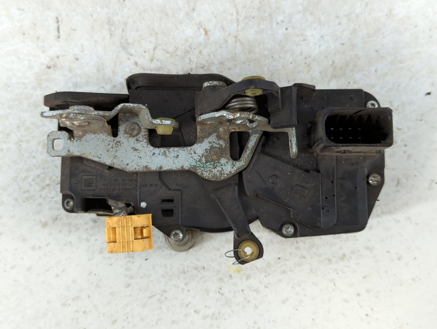 2005 Chevrolet Malibu Door Latch - Oemusedautoparts1.com