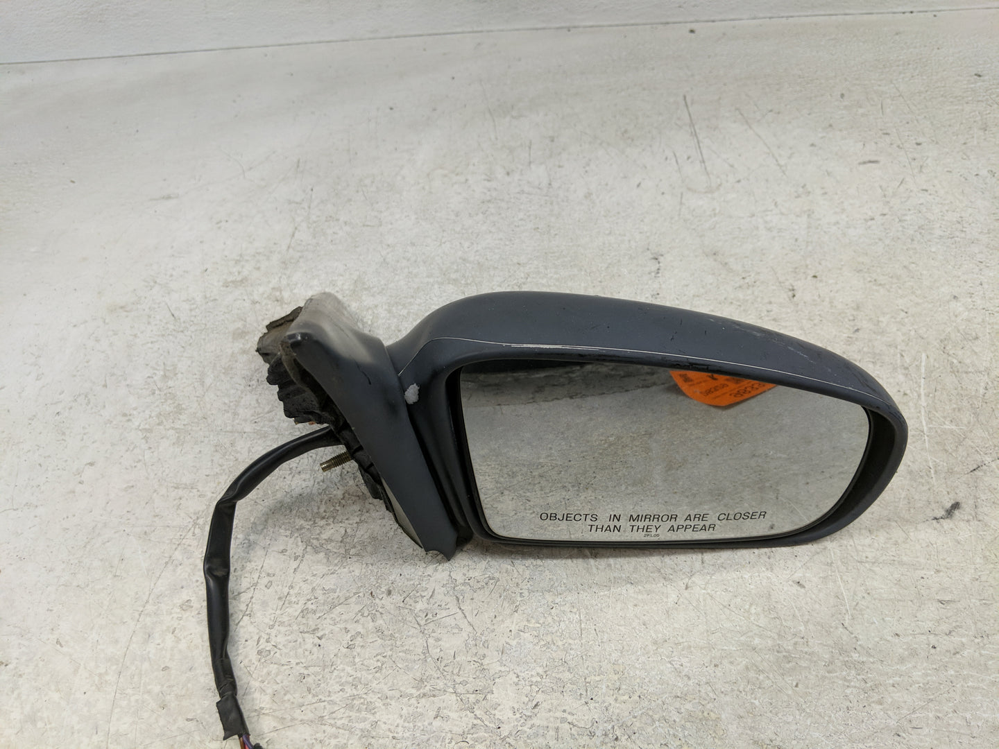 2005 Chevrolet Malibu Driver Side View Mirror - Left Door Mirror OEM Used - Oemusedautoparts1.com