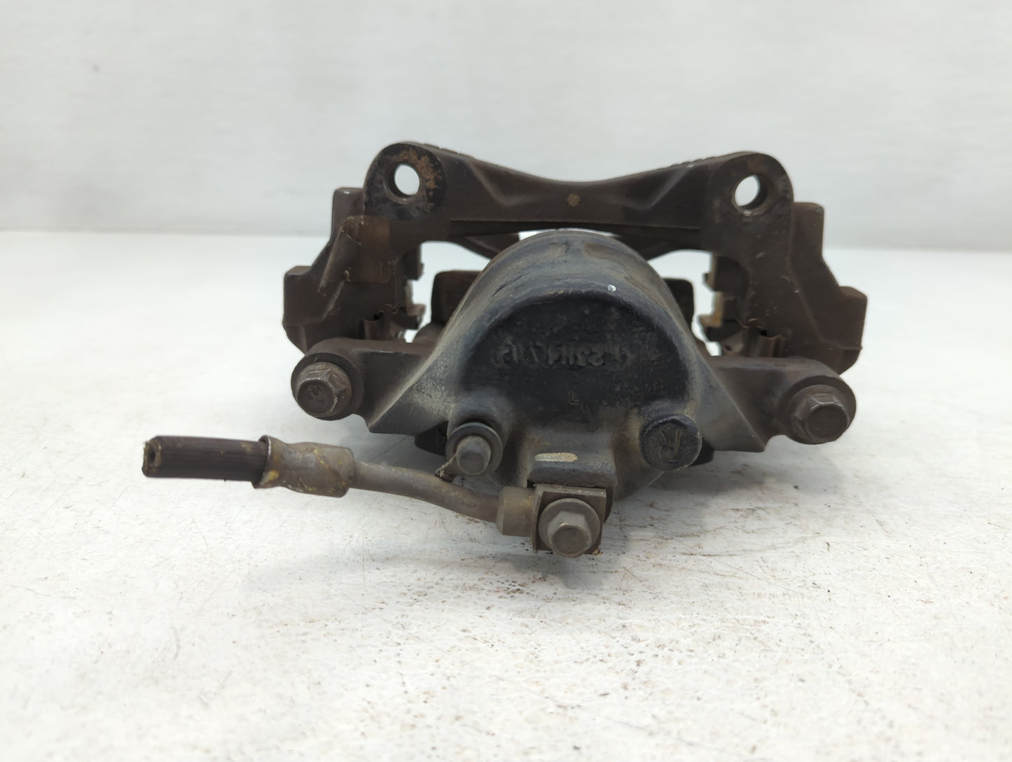 2000-2005 Chevrolet Monte Carlo Front Passenger Right Brake Caliper - Oemusedautoparts1.com