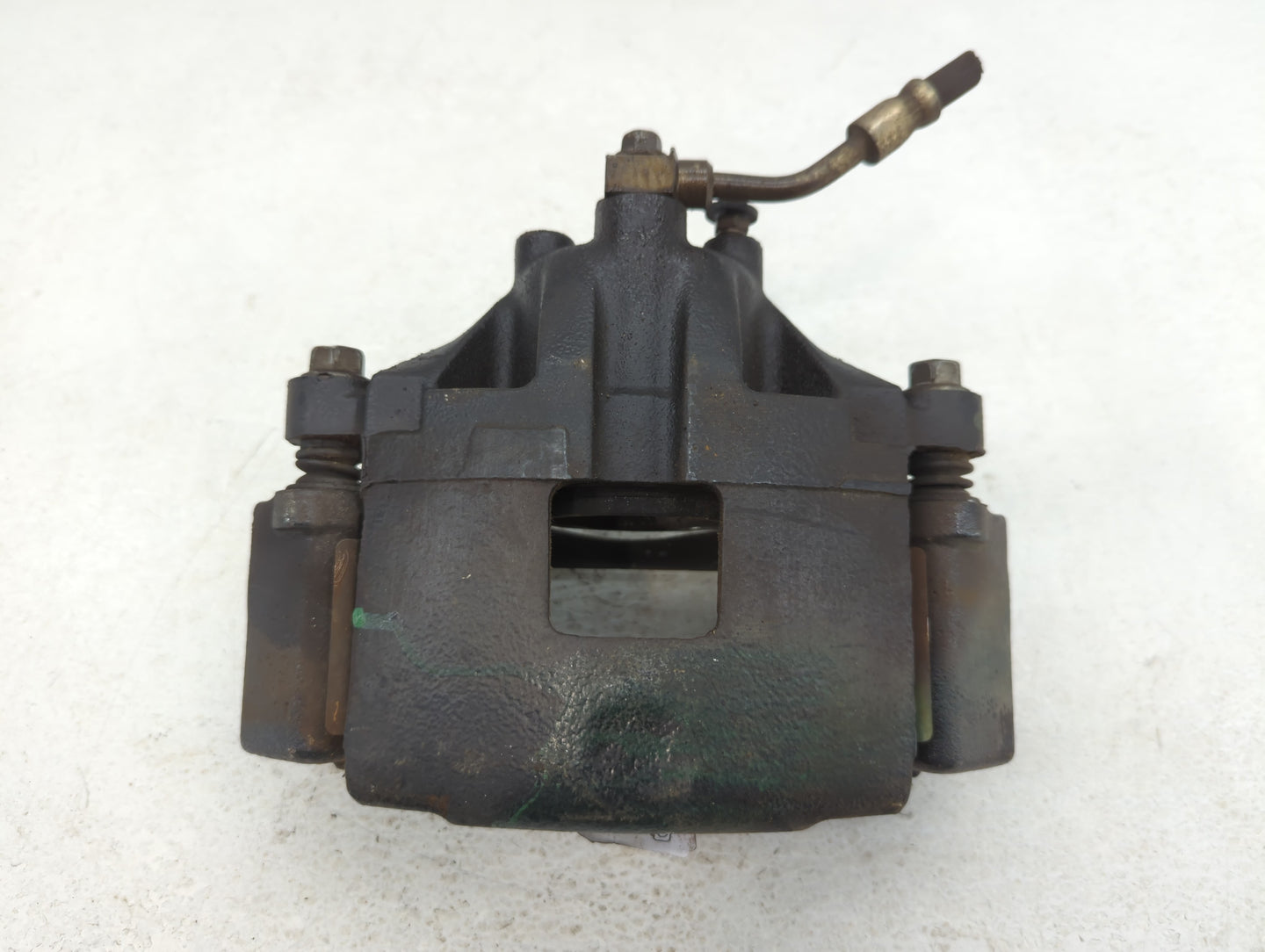 2000-2005 Chevrolet Monte Carlo Front Driver Left Brake Caliper - Oemusedautoparts1.com