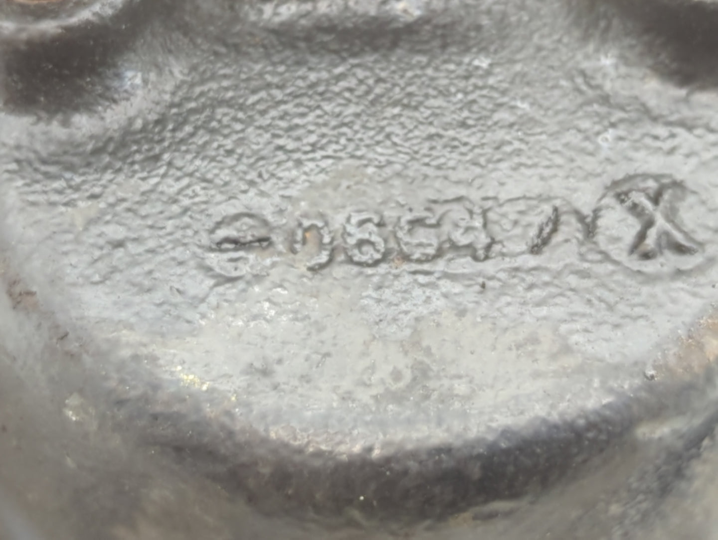 2000-2005 Chevrolet Monte Carlo Front Driver Left Brake Caliper - Oemusedautoparts1.com