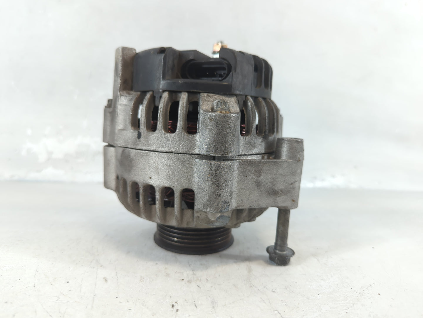 2005 Chevrolet S10 Alternator Replacement Generator Charging Assembly Engine OEM P/N:1623-16-6 Fits OEM Used Auto Parts - Oe