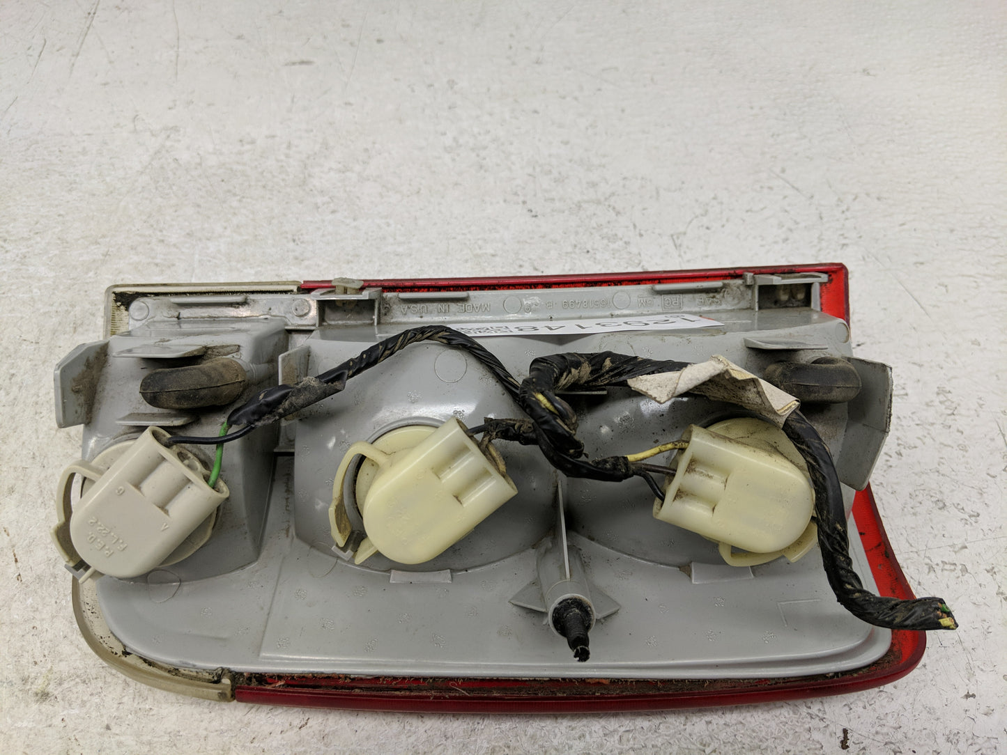 2005 Chevrolet S10 Blazer Tail Light Assembly Driver Left OEM P/N:16518499 B Fits OEM Used Auto Parts - Oemusedautoparts1.co