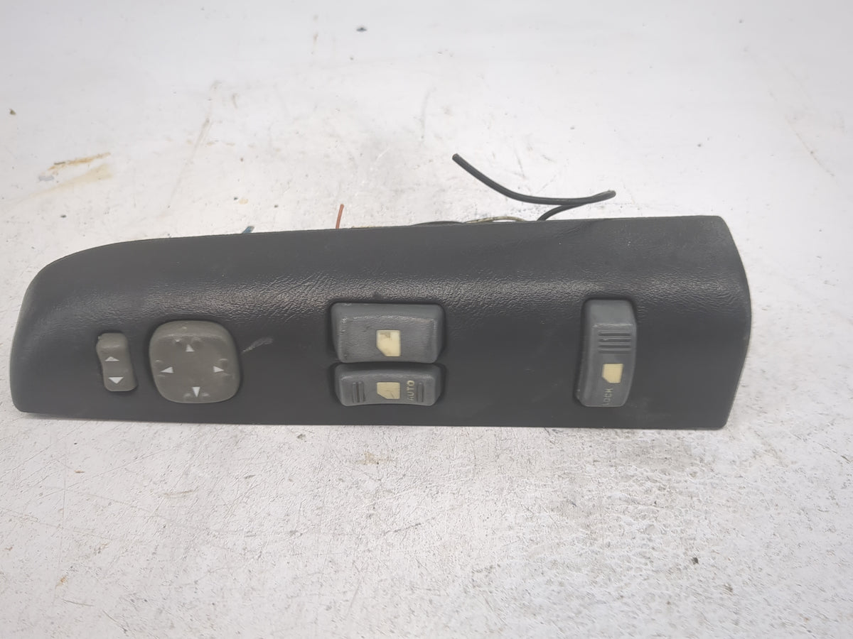 2005 Chevrolet S10 Blazer Master Power Window Switch Replacement Driver Side Left P/N:15013100 4008 Fits OEM Used Auto Parts