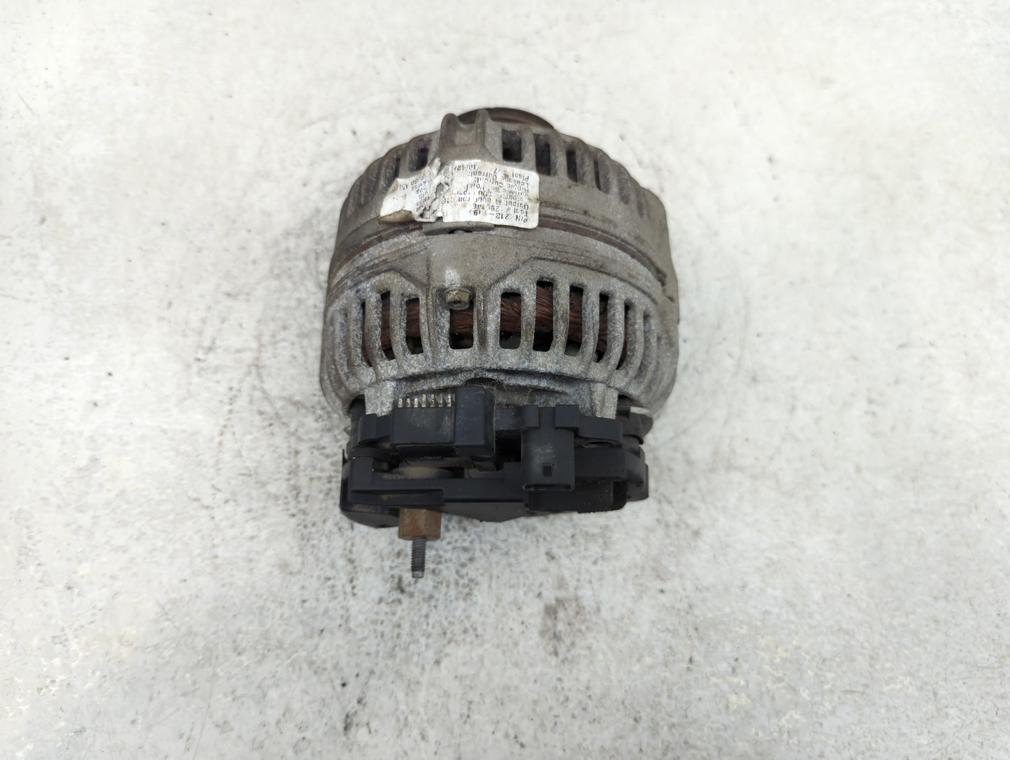 2002-2005 Chevrolet Silverado Alternator Replacement Generator Charging Assembly Engine OEM P/N:213-9193 Fits OEM Used Auto 