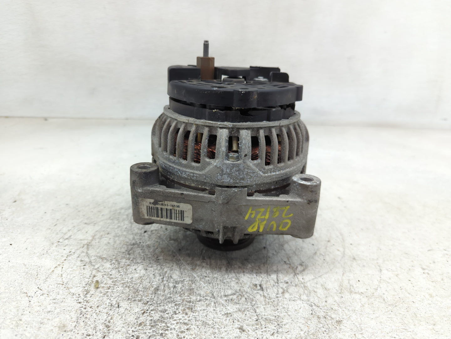 2002-2005 Chevrolet Silverado Alternator Replacement Generator Charging Assembly Engine OEM P/N:213-9193 Fits OEM Used Auto 