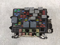2003-2005 Chevrolet Silverado 1500 Fusebox Fuse Box Panel Relay Module P/N:15177117-01 Fits Fits 2003 2004 2005 2006 OEM Use