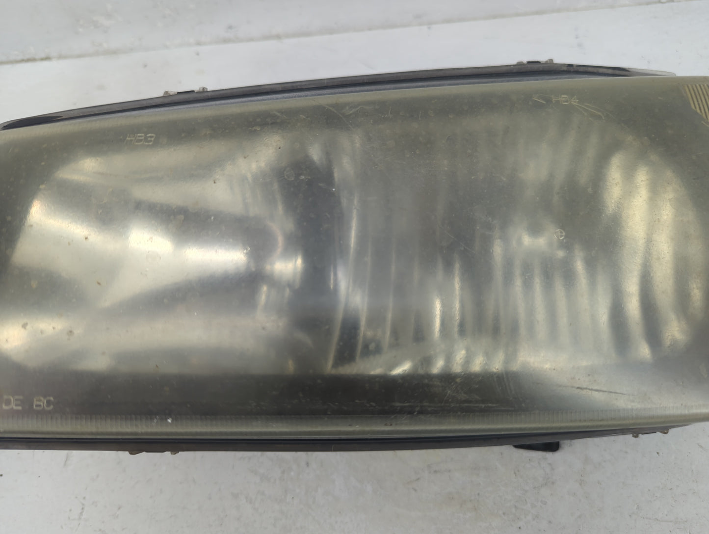 2005 Chevrolet Silverado 1500 Driver Left Oem Head Light Headlight Lamp - Oemusedautoparts1.com