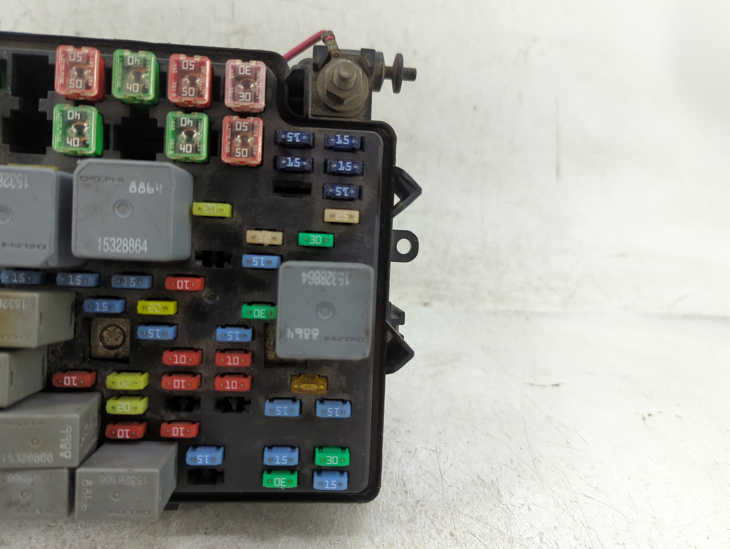 2003-2005 Chevrolet Silverado 1500 Fusebox Fuse Box Panel Relay Module P/N:15115615-02 Fits Fits 2003 2004 2005 2006 OEM Use